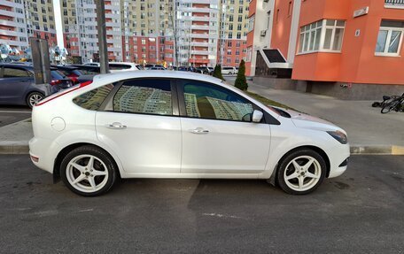 Ford Focus II рестайлинг, 2010 год, 695 000 рублей, 3 фотография