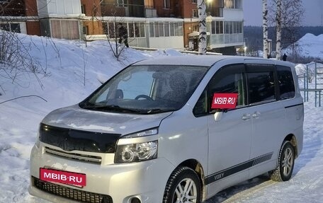 Toyota Voxy II, 2008 год, 1 280 000 рублей, 2 фотография