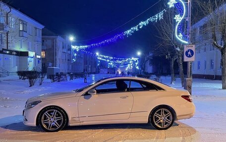 Mercedes-Benz E-Класс, 2009 год, 1 650 000 рублей, 3 фотография