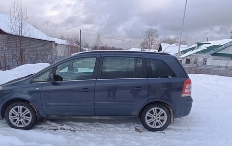 Opel Zafira B, 2011 год, 650 000 рублей, 9 фотография