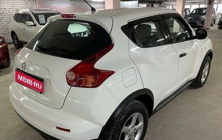 Nissan Juke II, 2011 год, 825 000 рублей, 6 фотография