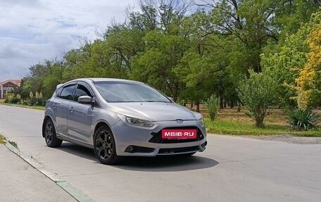 Ford Focus III, 2011 год, 870 000 рублей, 2 фотография