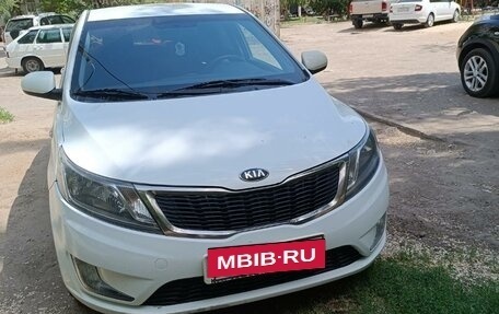 KIA Rio III рестайлинг, 2014 год, 650 000 рублей, 2 фотография