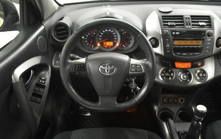 Toyota RAV4, 2011 год, 1 390 000 рублей, 6 фотография