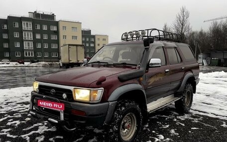 Toyota Hilux Surf III рестайлинг, 1991 год, 1 000 000 рублей, 4 фотография