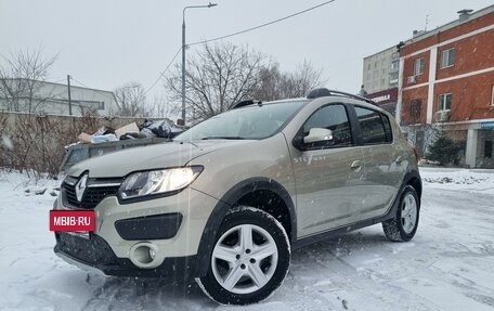 Renault Sandero II рестайлинг, 2015 год, 1 150 000 рублей, 2 фотография