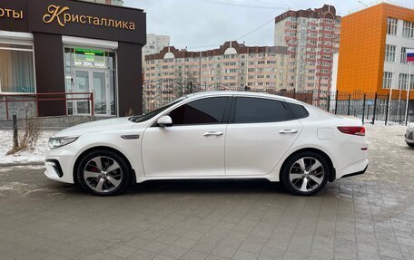 KIA Optima IV, 2018 год, 2 600 000 рублей, 3 фотография