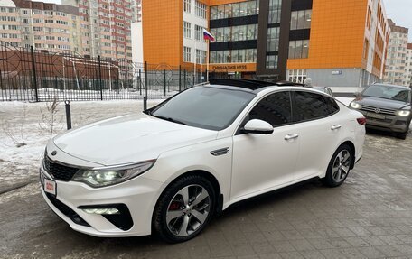 KIA Optima IV, 2018 год, 2 600 000 рублей, 21 фотография