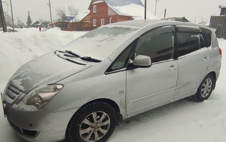 Toyota Corolla Spacio II, 2004 год, 760 000 рублей, 1 фотография