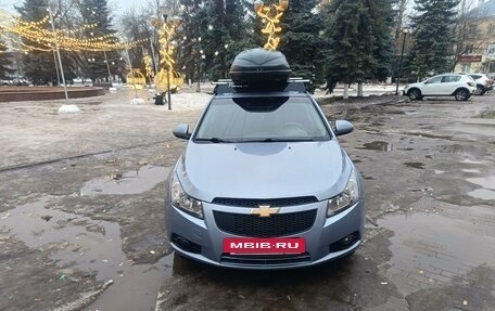 Chevrolet Cruze II, 2010 год, 850 000 рублей, 3 фотография