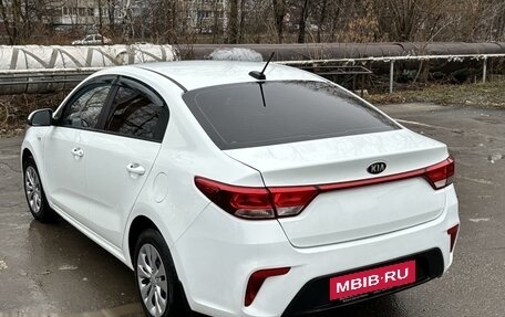 KIA Rio IV, 2018 год, 1 250 000 рублей, 4 фотография