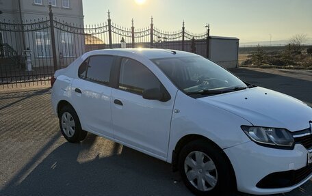 Renault Logan II, 2017 год, 720 000 рублей, 2 фотография