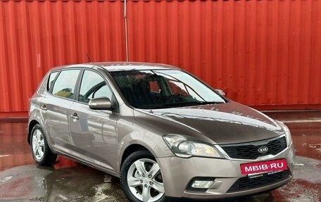 KIA cee'd I рестайлинг, 2010 год, 749 000 рублей, 3 фотография