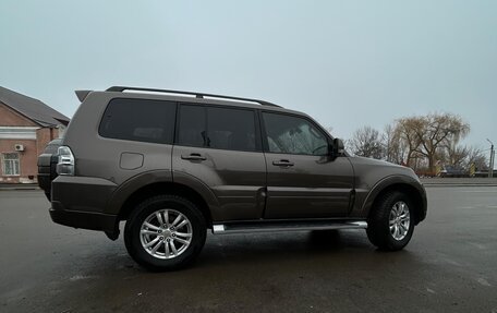 Mitsubishi Pajero IV, 2011 год, 2 530 000 рублей, 1 фотография