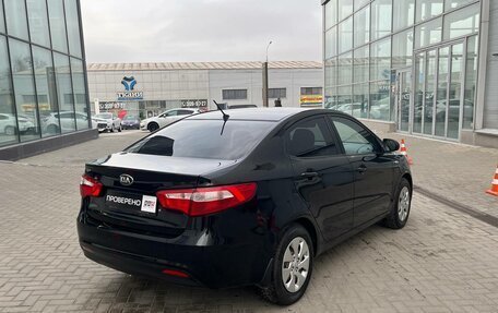 KIA Rio III рестайлинг, 2013 год, 890 000 рублей, 5 фотография