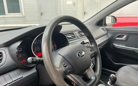 KIA Rio III рестайлинг, 2013 год, 890 000 рублей, 11 фотография