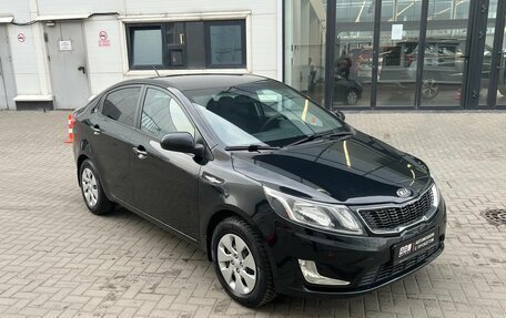 KIA Rio III рестайлинг, 2013 год, 890 000 рублей, 3 фотография