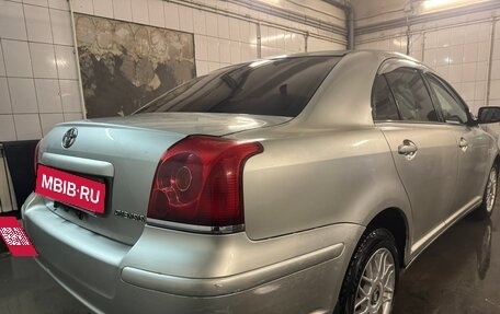 Toyota Avensis III рестайлинг, 2003 год, 650 000 рублей, 7 фотография