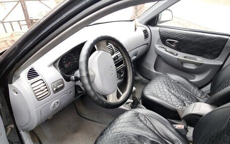 Hyundai Accent II, 2005 год, 550 000 рублей, 13 фотография