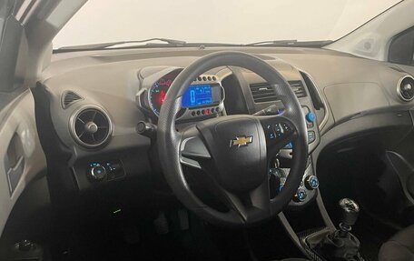 Chevrolet Aveo III, 2015 год, 685 000 рублей, 9 фотография