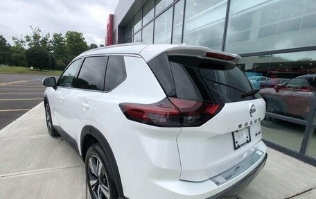 Nissan Rogue, 2024 год, 6 027 000 рублей, 4 фотография