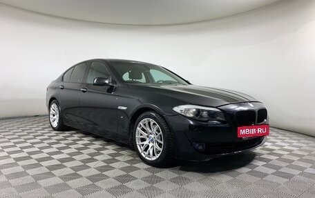 BMW 5 серия, 2012 год, 1 470 000 рублей, 3 фотография