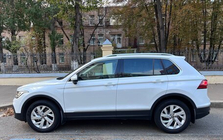 Volkswagen Tiguan II, 2021 год, 3 700 000 рублей, 9 фотография