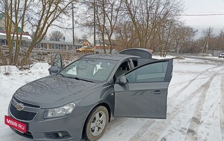 Chevrolet Cruze II, 2012 год, 620 000 рублей, 3 фотография