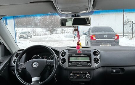 Volkswagen Tiguan I, 2010 год, 1 000 000 рублей, 8 фотография