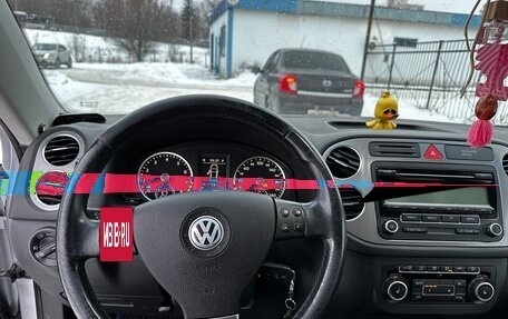 Volkswagen Tiguan I, 2010 год, 1 000 000 рублей, 9 фотография