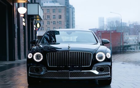 Bentley Flying Spur, 2021 год, 22 990 000 рублей, 3 фотография