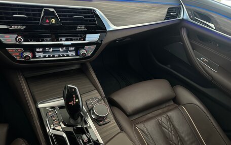 BMW 5 серия, 2021 год, 6 500 000 рублей, 15 фотография