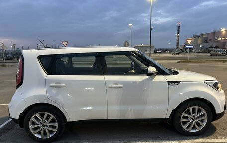 KIA Soul II рестайлинг, 2017 год, 1 750 000 рублей, 4 фотография