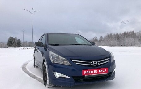 Hyundai Solaris II рестайлинг, 2015 год, 1 150 000 рублей, 2 фотография