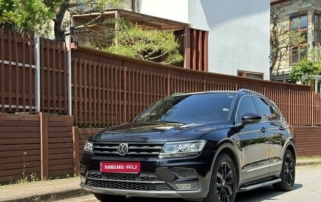 Volkswagen Tiguan II, 2020 год, 2 376 000 рублей, 1 фотография