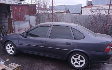 Opel Vectra B рестайлинг, 1995 год, 220 000 рублей, 12 фотография