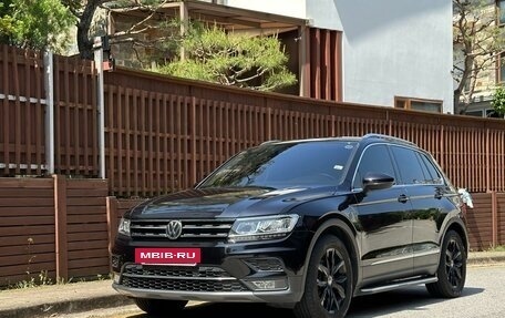 Volkswagen Tiguan II, 2020 год, 2 376 000 рублей, 9 фотография