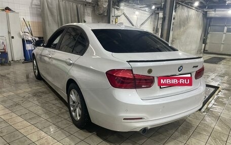 BMW 3 серия, 2017 год, 1 825 000 рублей, 3 фотография