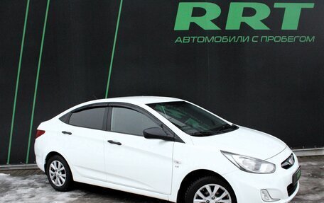 Hyundai Solaris II рестайлинг, 2013 год, 920 000 рублей, 1 фотография