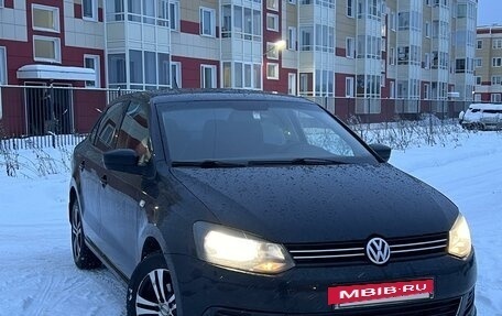 Volkswagen Polo VI (EU Market), 2014 год, 849 000 рублей, 3 фотография