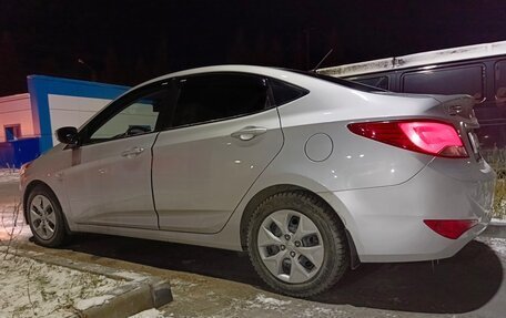 Hyundai Solaris II рестайлинг, 2014 год, 1 400 000 рублей, 14 фотография