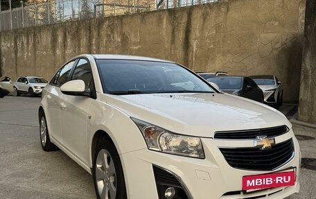 Chevrolet Cruze II, 2013 год, 995 000 рублей, 3 фотография