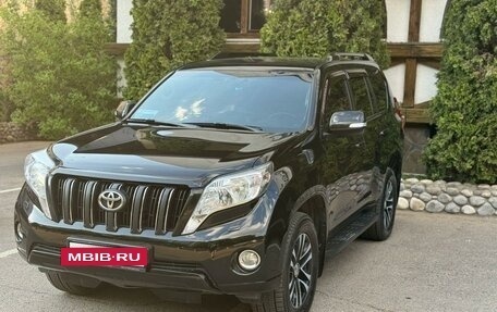 Toyota Land Cruiser Prado 150 рестайлинг 2, 2015 год, 4 850 000 рублей, 20 фотография