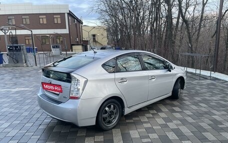 Toyota Prius, 2010 год, 1 200 000 рублей, 2 фотография