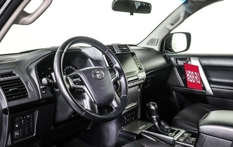 Toyota Land Cruiser Prado 150 рестайлинг 2, 2023 год, 7 989 000 рублей, 17 фотография