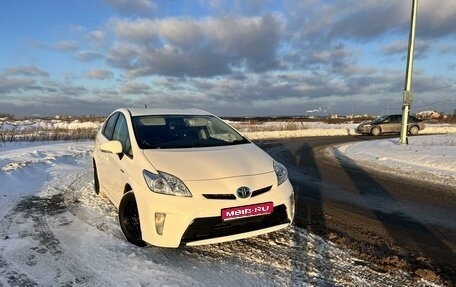 Toyota Prius, 2014 год, 1 200 000 рублей, 1 фотография