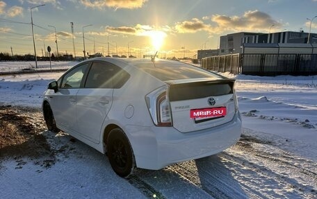 Toyota Prius, 2014 год, 1 200 000 рублей, 4 фотография