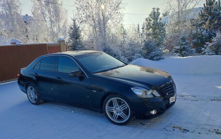 Mercedes-Benz E-Класс, 2011 год, 1 550 000 рублей, 13 фотография