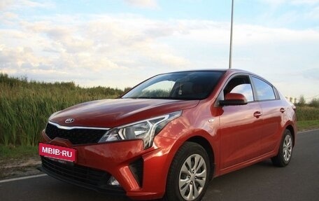 KIA Rio IV, 2020 год, 1 750 000 рублей, 3 фотография