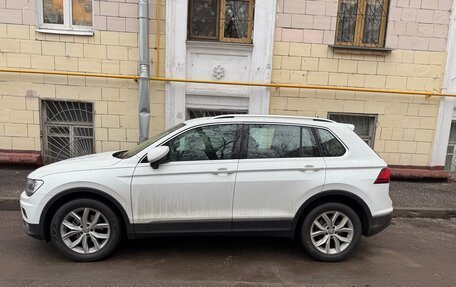 Volkswagen Tiguan II, 2020 год, 3 900 000 рублей, 6 фотография